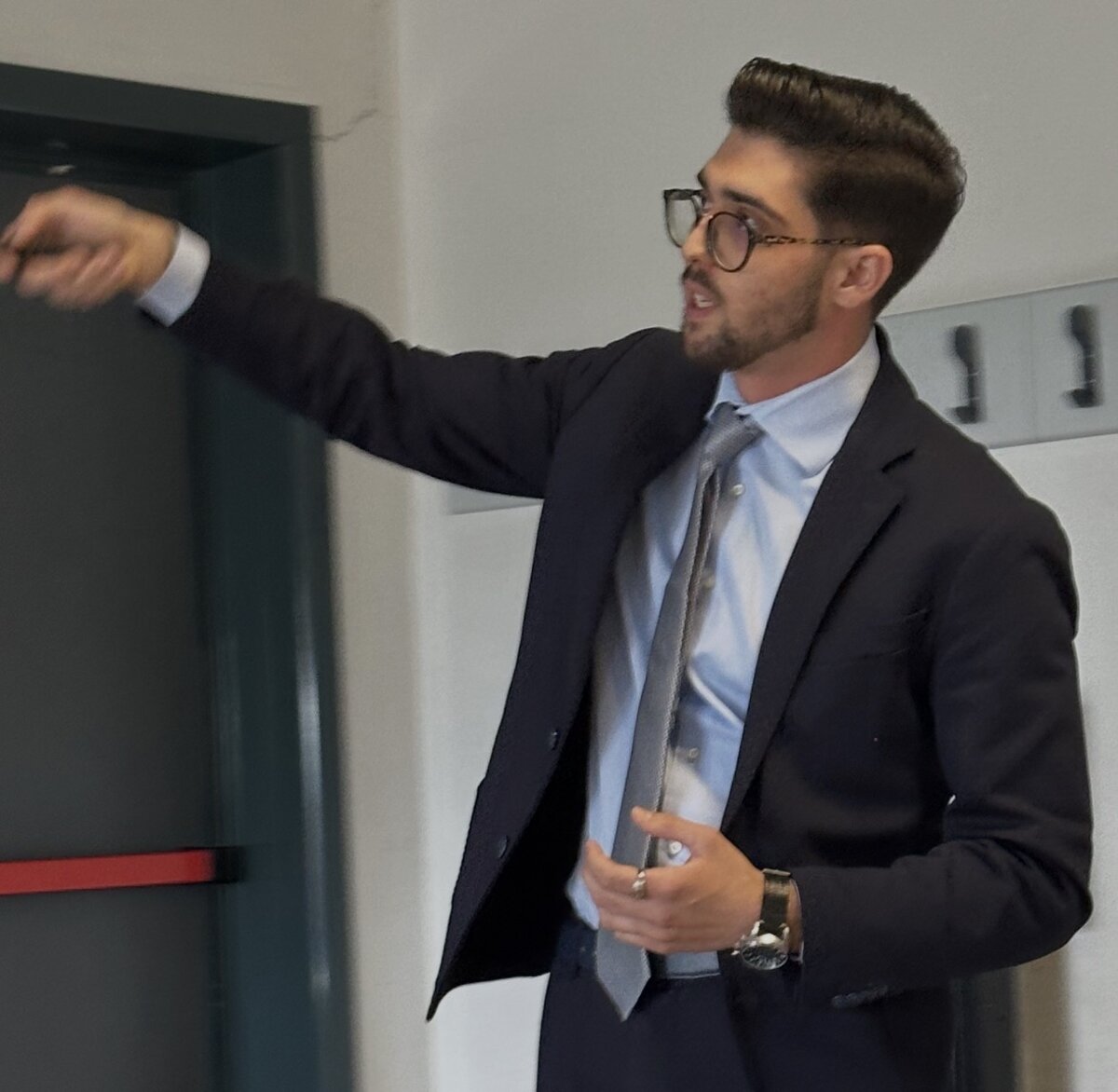 Fabrizio Giaconella durante una presentazione
